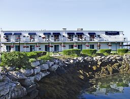 Boothbay Harbor Inn