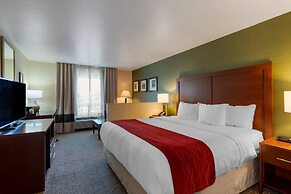 Comfort Inn & Suites Salem Northeast