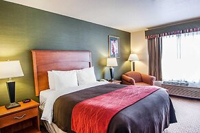 Comfort Inn and Suites Salem