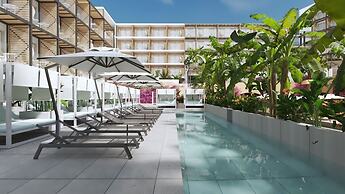 Valentin Grand Park Suite Hotel