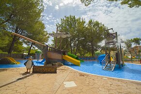 Valentin Grand Park Suite Hotel