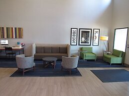 Holiday Inn Express & Suites South - Lincoln by IHG