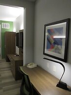 Holiday Inn Express & Suites South - Lincoln by IHG