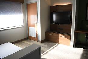 Holiday Inn Express & Suites South - Lincoln by IHG