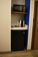 Holiday Inn Express & Suites South - Lincoln by IHG