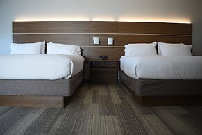 Holiday Inn Express & Suites South - Lincoln by IHG
