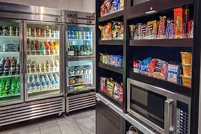 Courtyard by Marriott Kansas City Country Club Plaza