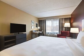 Comfort Inn & Suites St. Paul Northeast