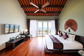 Victoria Hoi An Beach Resort & Spa
