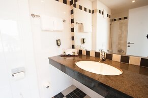 Holiday Inn Salzburg City by IHG