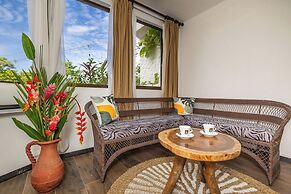 ECOTICA Boutique Hotel