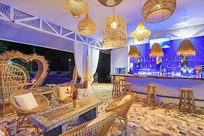 ECOTICA Boutique Hotel