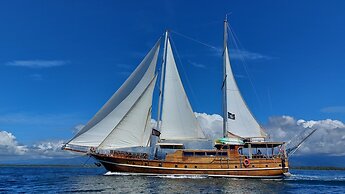 ECOTICA Boutique Hotel