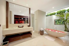 Nandini Jungle by Hanging Gardens