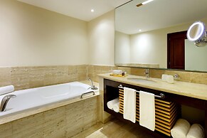 Grand Palladium White Sand Resort & Spa All Inclusive