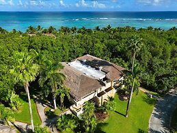 Grand Palladium White Sand Resort & Spa All Inclusive