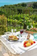 Villa Arcadio Hotel & Resort