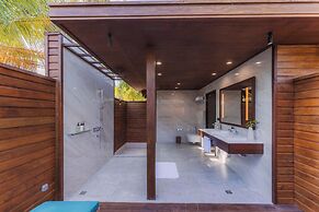 Veligandu Maldives Resort Island