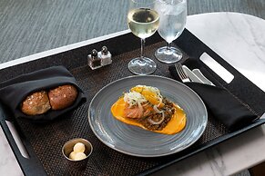 The Westin Boston Seaport District