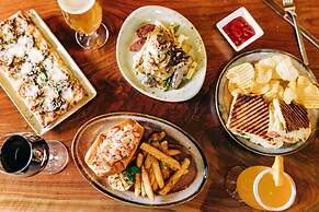 The Westin Boston Seaport District