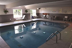 Country Inn & Suites by Radisson, Fairborn South, OH