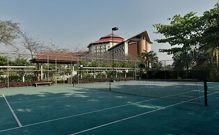 Radisson Blu Dhaka Water Garden