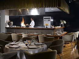 Radisson Blu Dhaka Water Garden