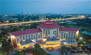 Radisson Blu Dhaka Water Garden