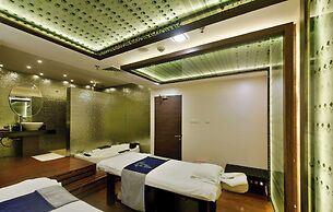 Radisson Blu Dhaka Water Garden