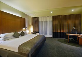 Radisson Blu Dhaka Water Garden