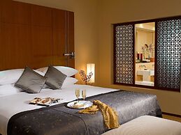 Radisson Blu Dhaka Water Garden