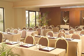 Radisson Blu Dhaka Water Garden