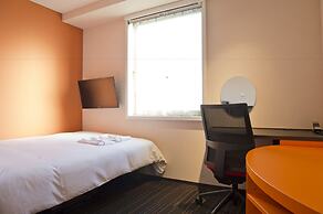 The B Akasaka-Mitsuke