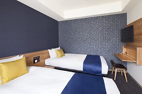 The B Akasaka-Mitsuke