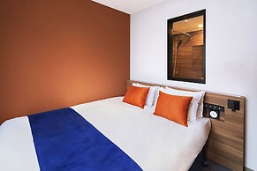 The B Akasaka-Mitsuke