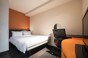 The B Akasaka-Mitsuke