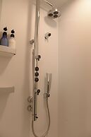 The B Akasaka-Mitsuke