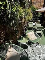 Garden Hotel