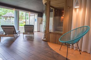 Logis Hotel Domaine du Moulin Cavier