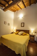 Agriturismo Poggio Degli Olivi - Guest House