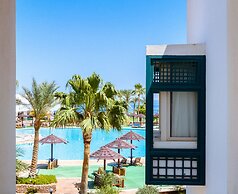 Coral Beach Resort Montazah