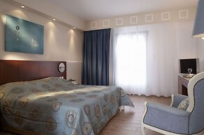 Lagos Mare Hotel