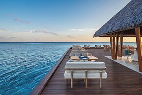 W Maldives