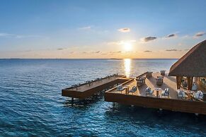 W Maldives