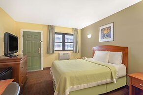 Days Inn by Wyndham Elmsford / White Plains