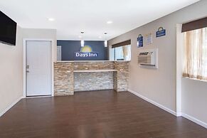 Days Inn by Wyndham Elmsford / White Plains