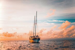 Meeru Maldives Resort Island