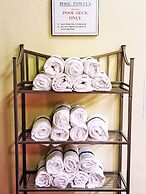 Emerald Shores Resort