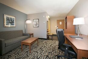 Best Western Plus Blaine at the National Sports Center