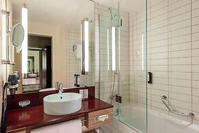 Mövenpick Hotel Frankfurt City